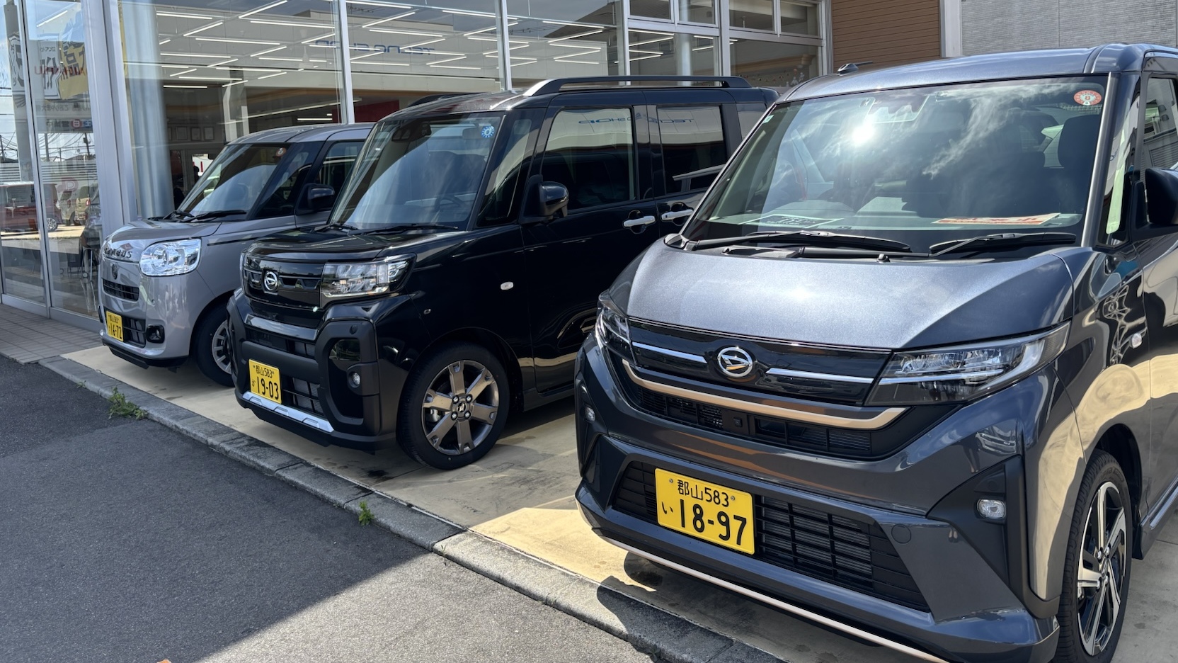 多数車種・カラーバリエーション豊富な試乗車をご用意しております。